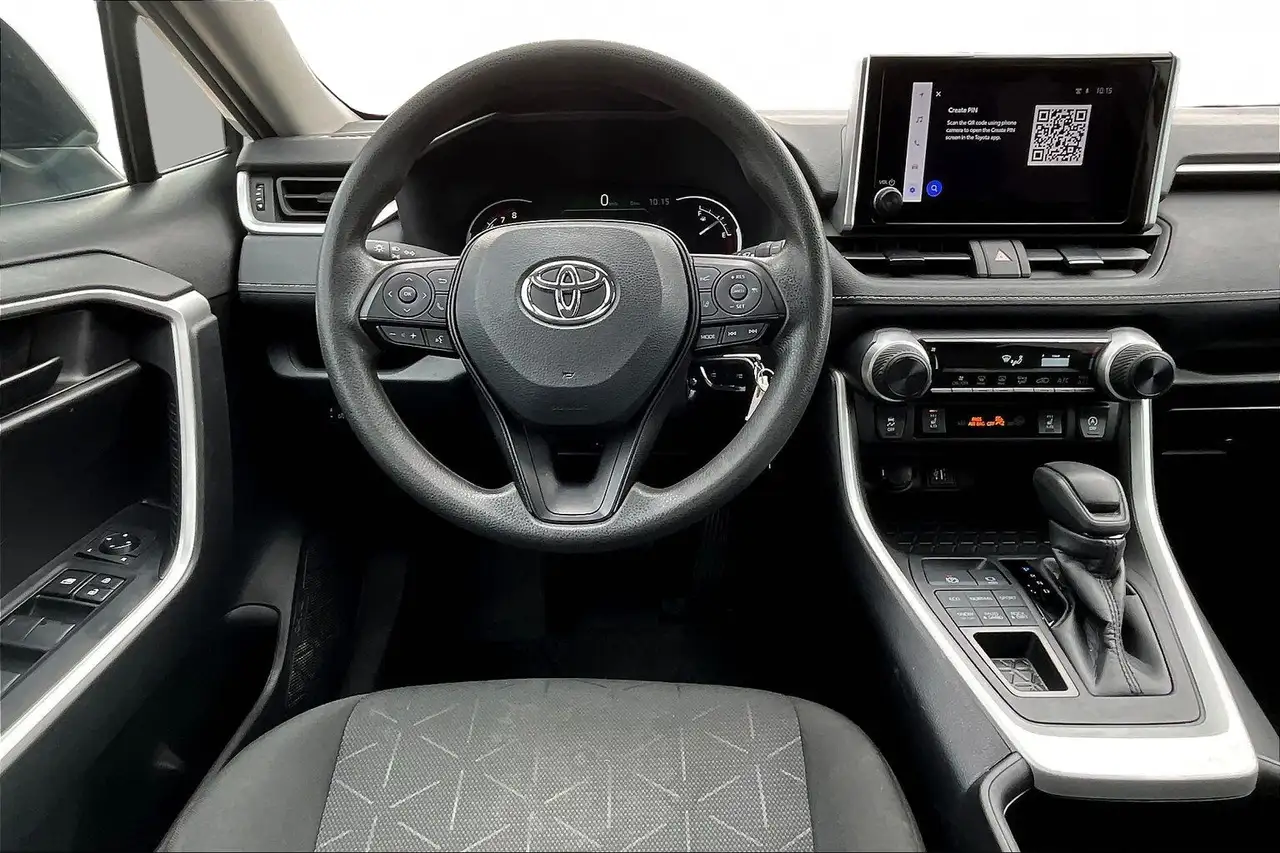 Toyota RAV 4 снимка Toyota RAV 4