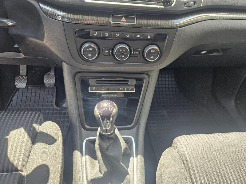 SEAT Alhambra Executive Plus 2,0 TDI CR 4WD — photo 15
