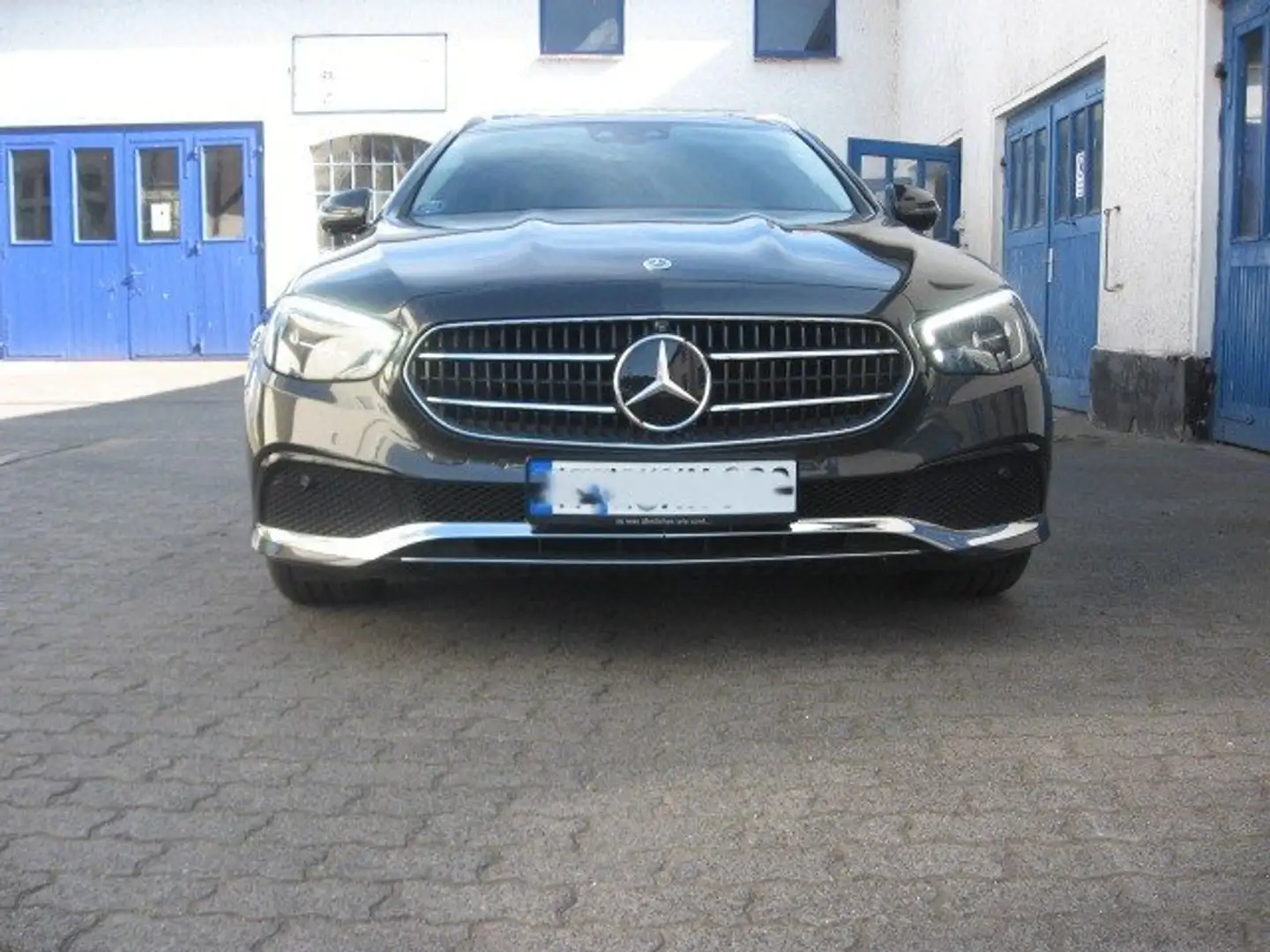 Mercedes-Benz E 220 E 220 d 4Matic (213.205) Standh. AHZ, Head upDisp Grau - 2
