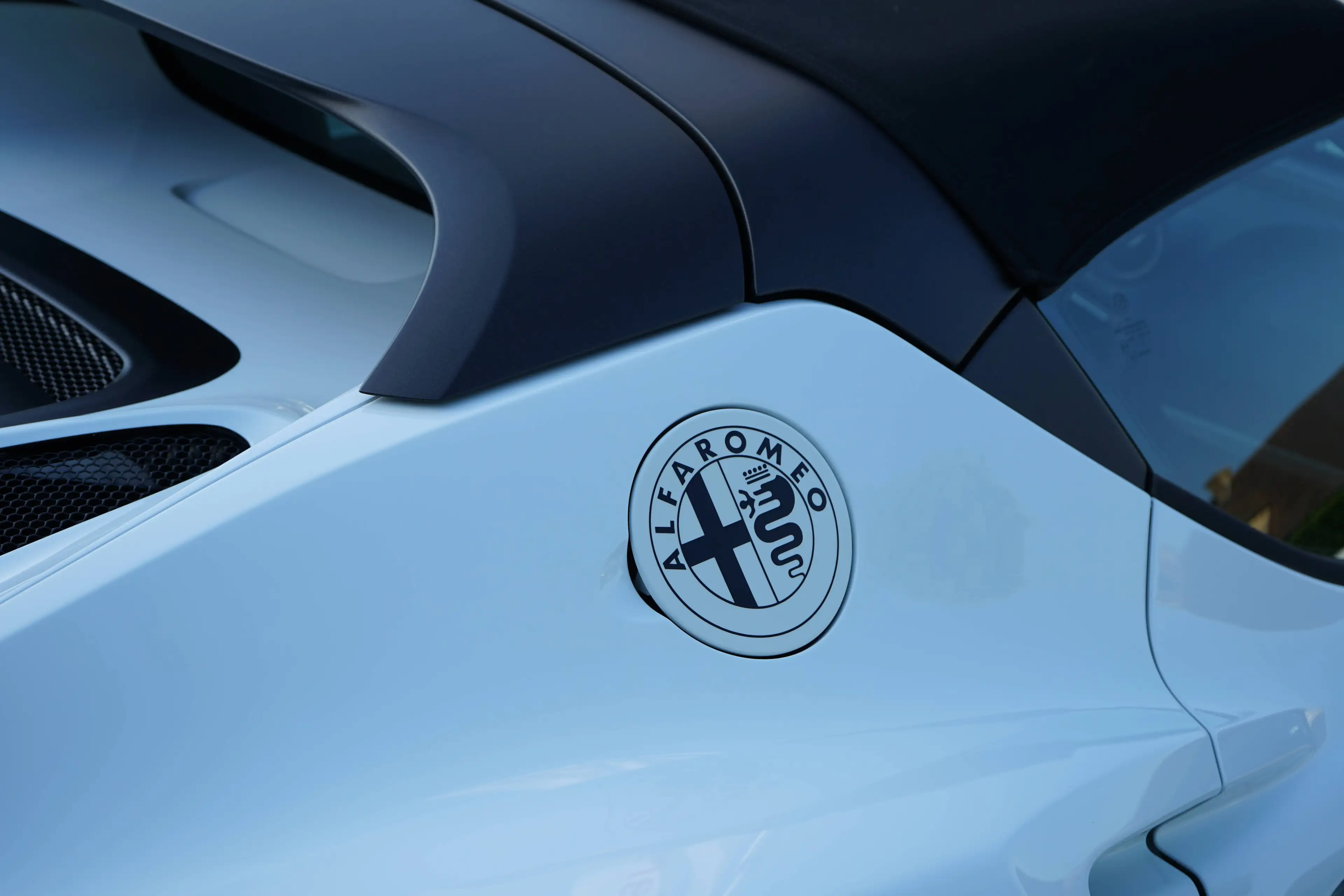 Alfa Romeo 4C 4C SPIDER ~ COLLECTORS ITEM ~ TOP CONDITION — photo 14