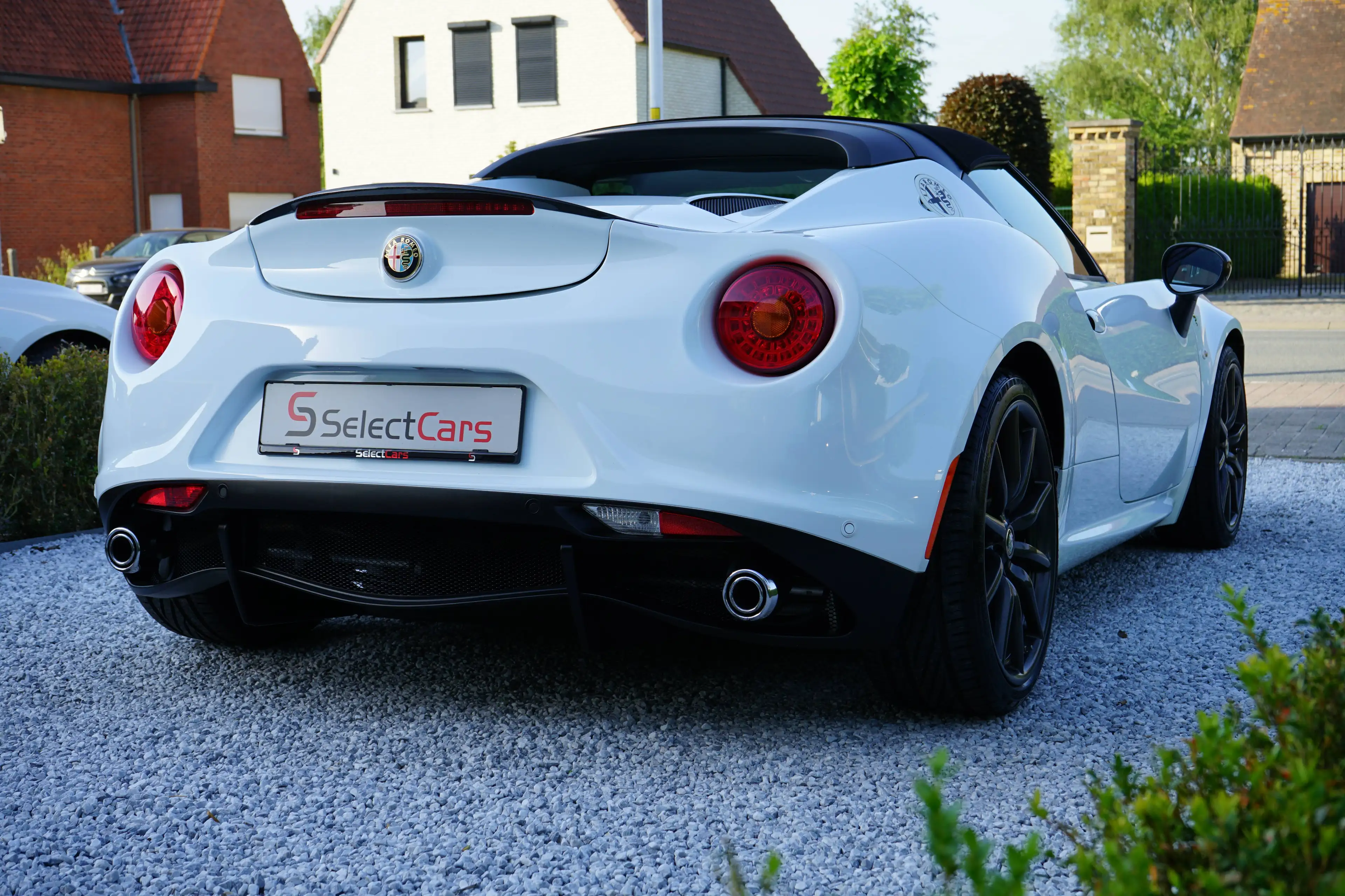 Alfa Romeo 4C 4C SPIDER ~ COLLECTORS ITEM ~ TOP CONDITION — photo 9