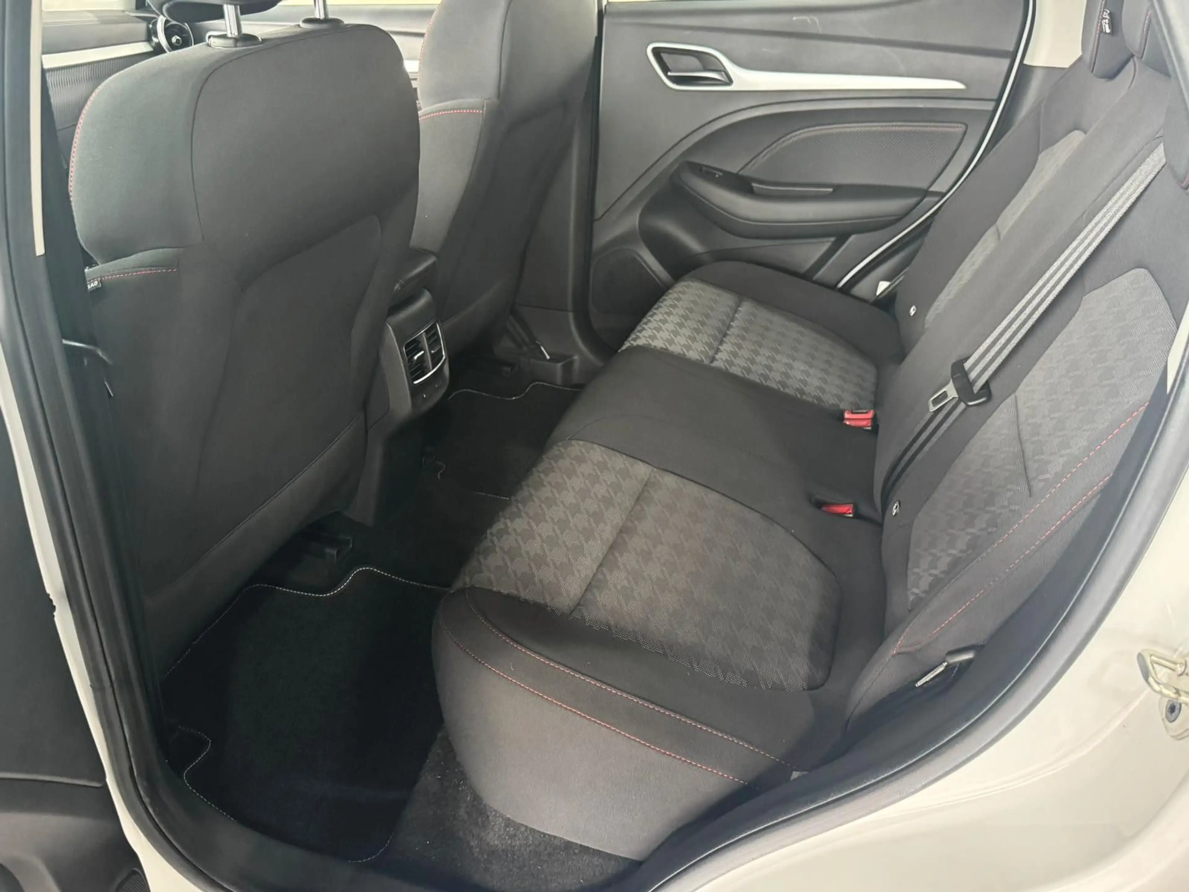 MG ZS EV Comfort *NAVI*KAMERA* — photo 15