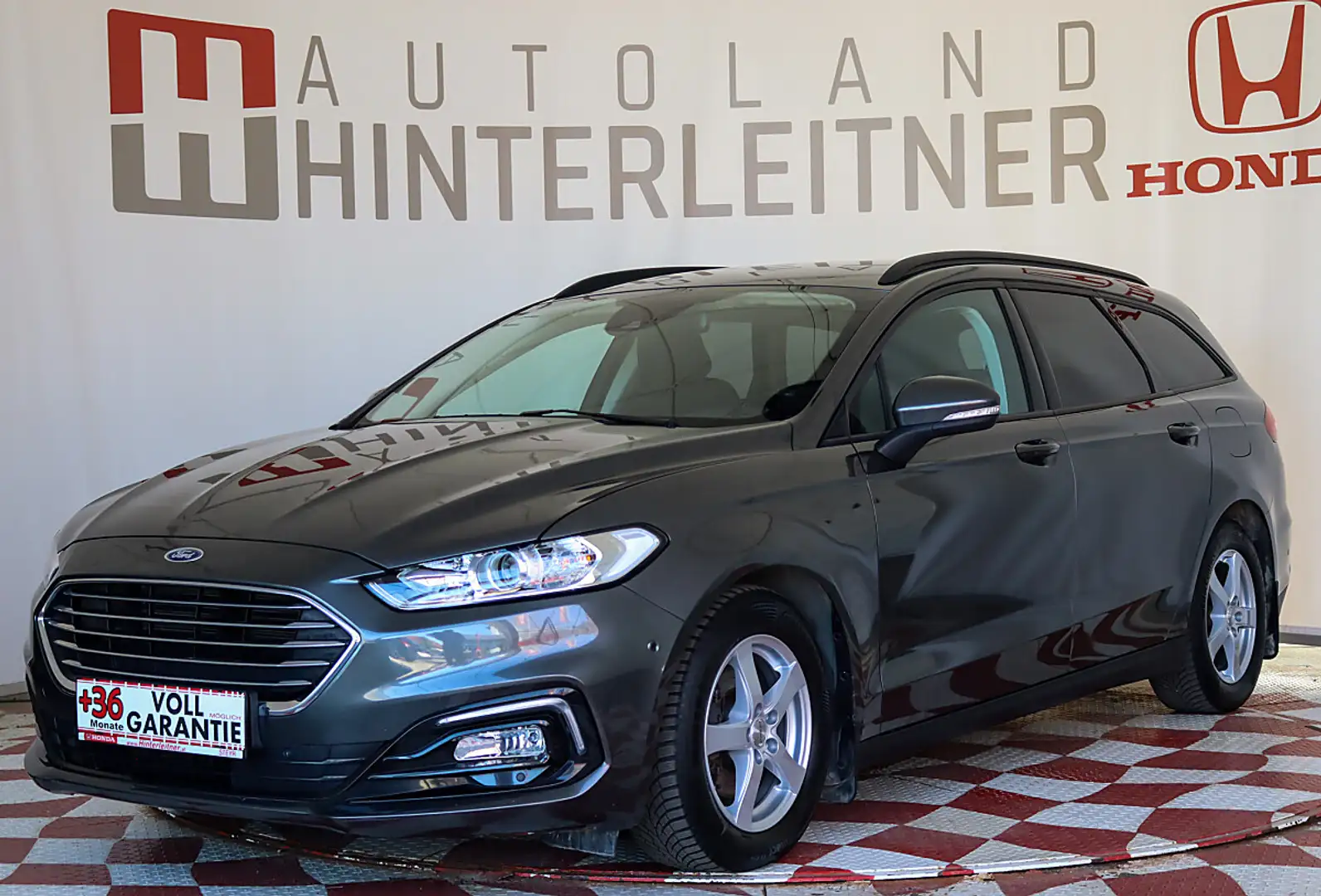 Ford Mondeo Traveller 2,0 TDCI NAVI KAMERA Grau - 1