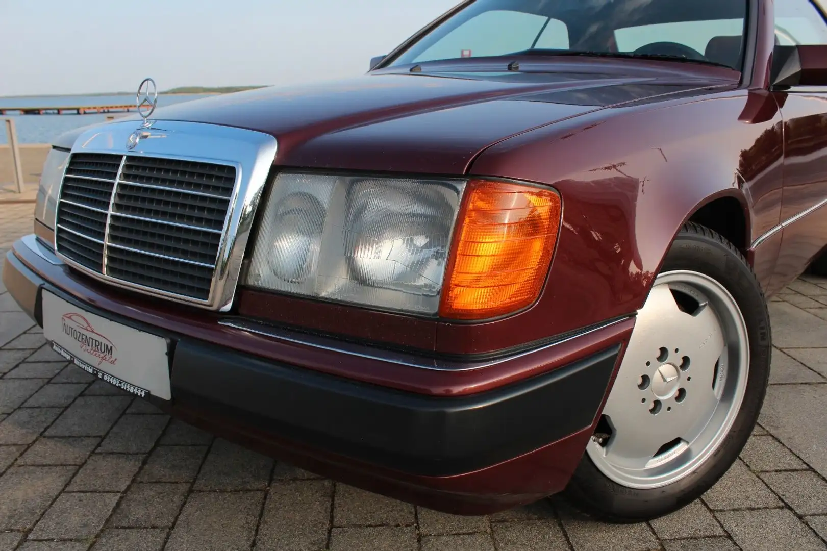 Mercedes-Benz 300 CE 24V  W124 Coupe * Automatik*Klima Roşu - 2