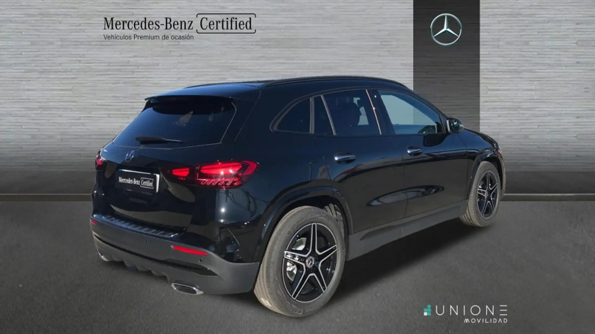 Mercedes-Benz GLA 200 d - 2