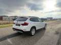 BMW X1 sDrive16d Österreich-Paket Aut. Weiß - thumbnail 4