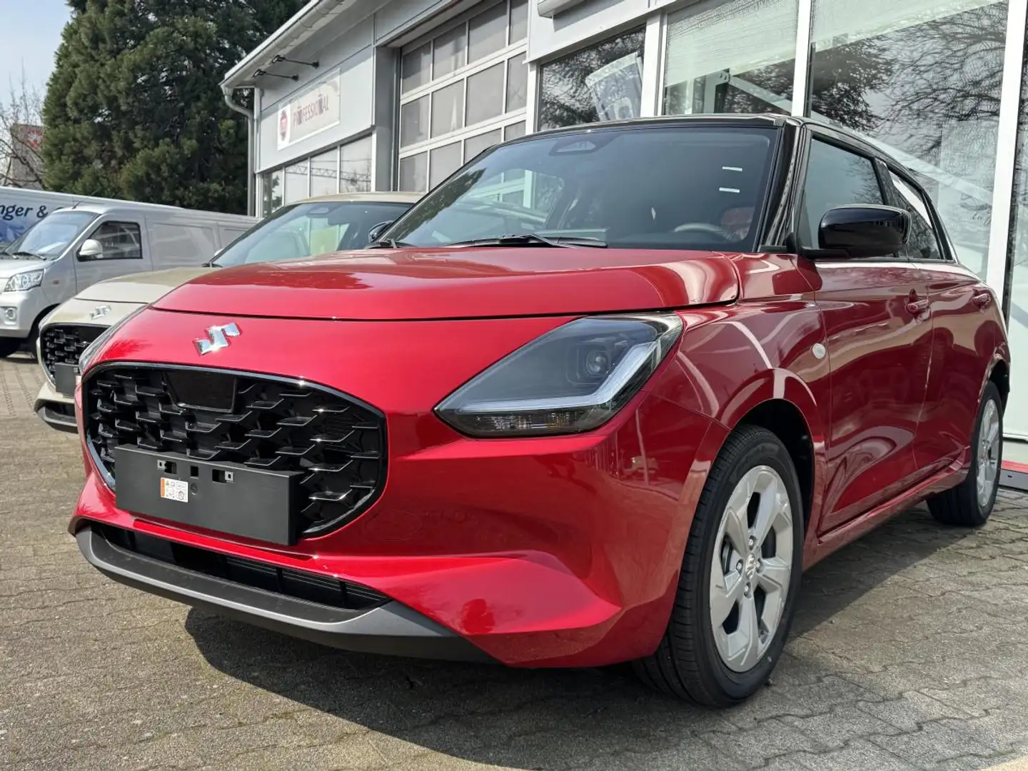 Suzuki Swift Club *kabelloses CarPlay/AndroidAuto*Sofort Verfüg Rot - 1