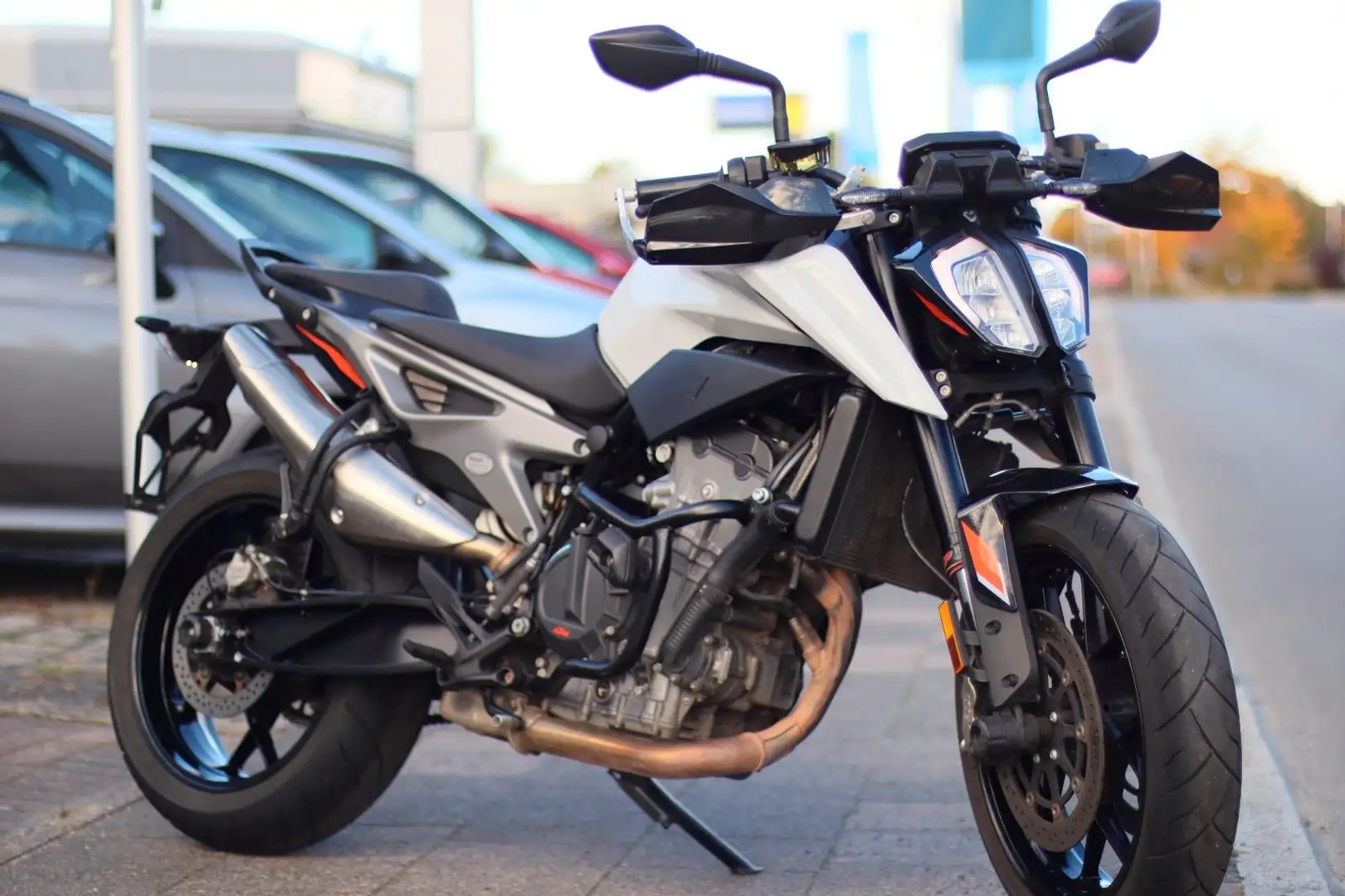 KTM Duke 790 Gris - 1