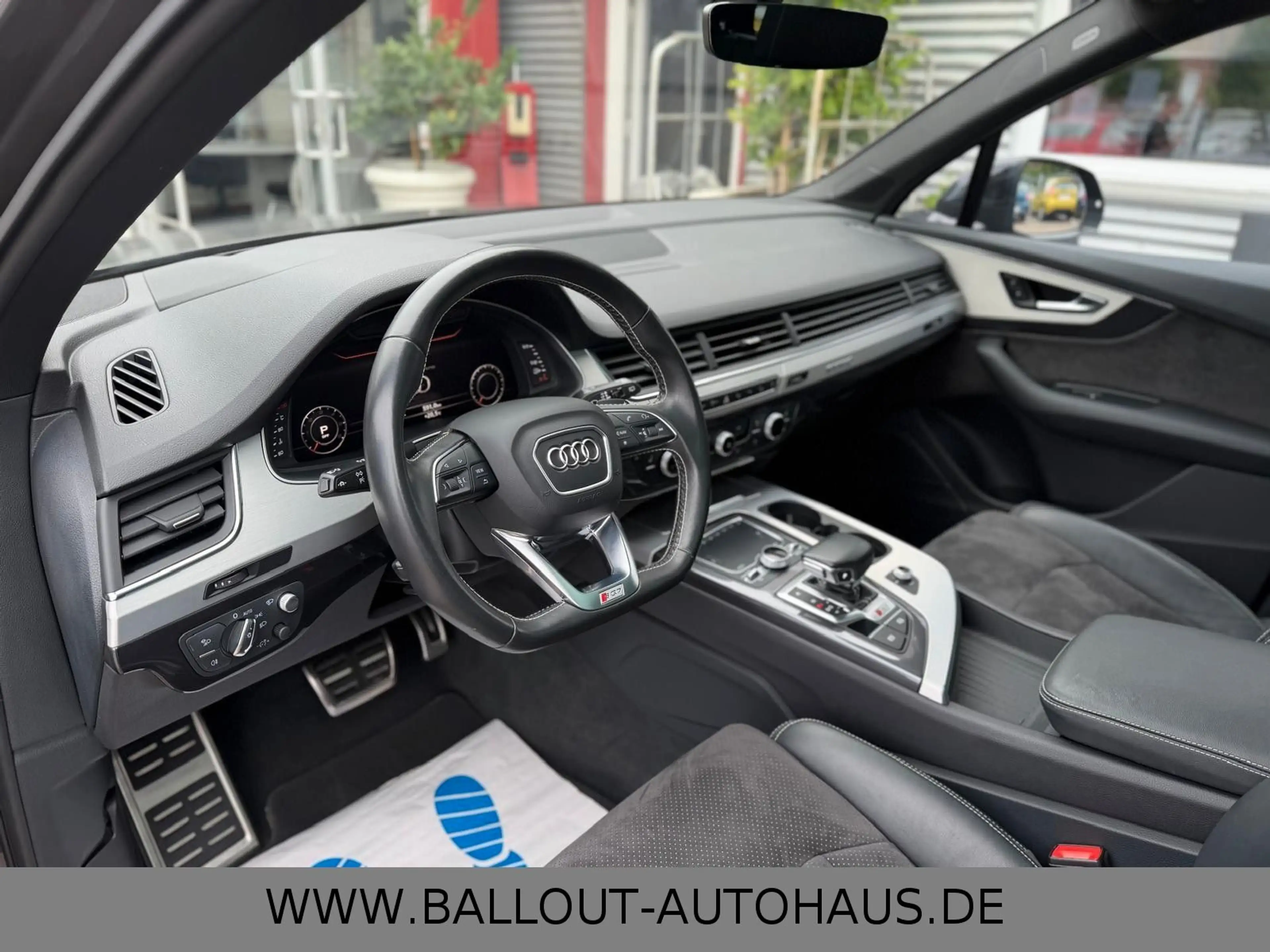 Audi SQ7 4.0 TDI quattro*S-LINE*HUD*PANO*AHK*TOT*SPUR — photo 8