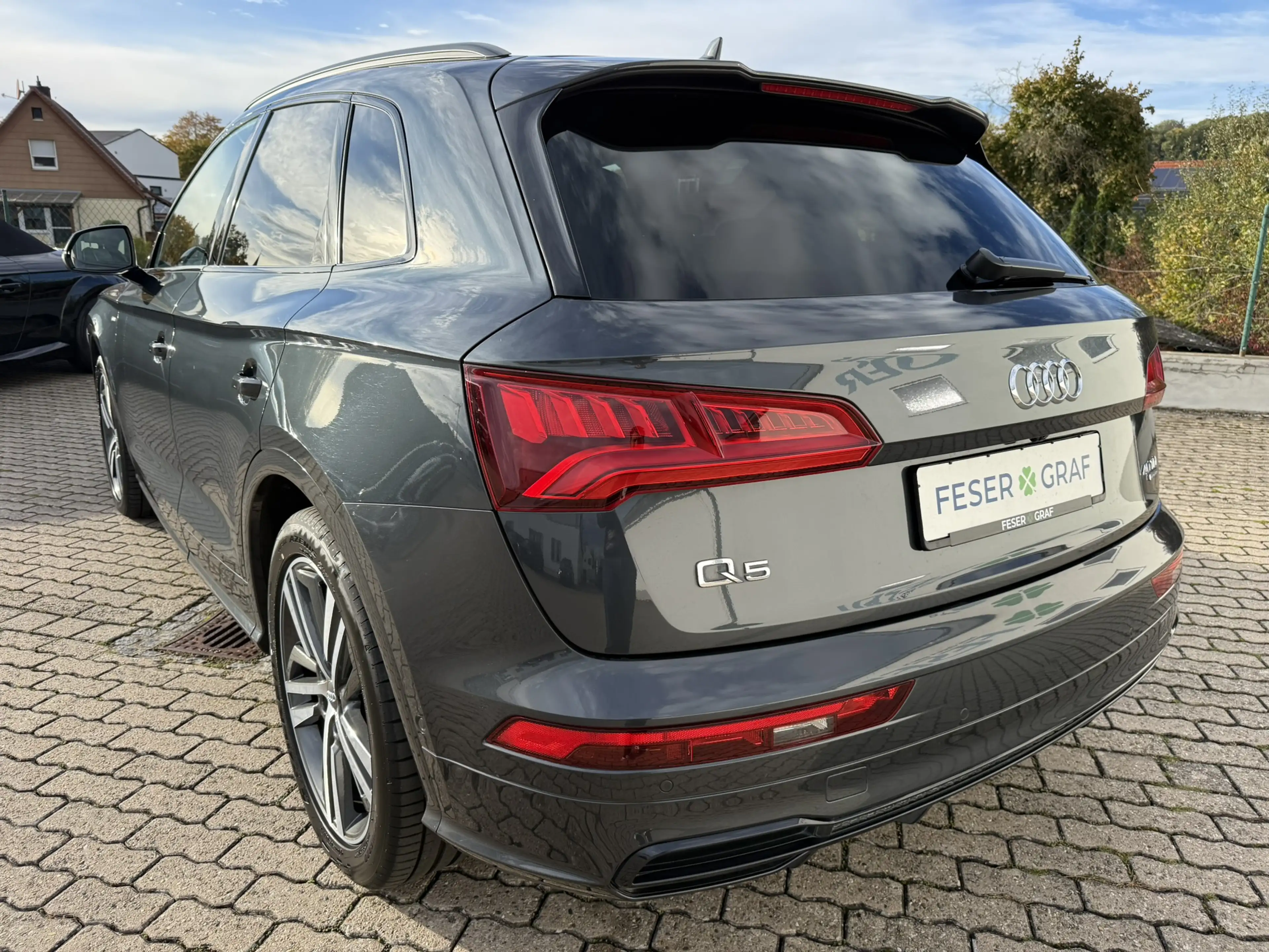 Audi Q5 Sport 40 TDI qu. S-tr. S line ACC MATRIX STDHZ — photo 8