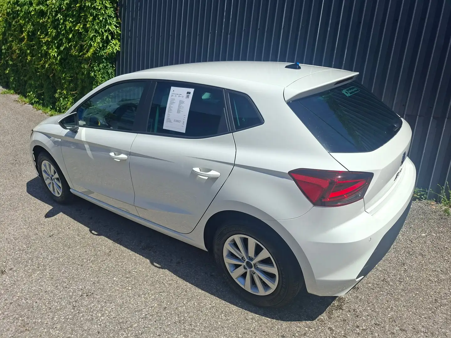 SEAT Ibiza Reference Edition 1.0 80PS Weiß - 2