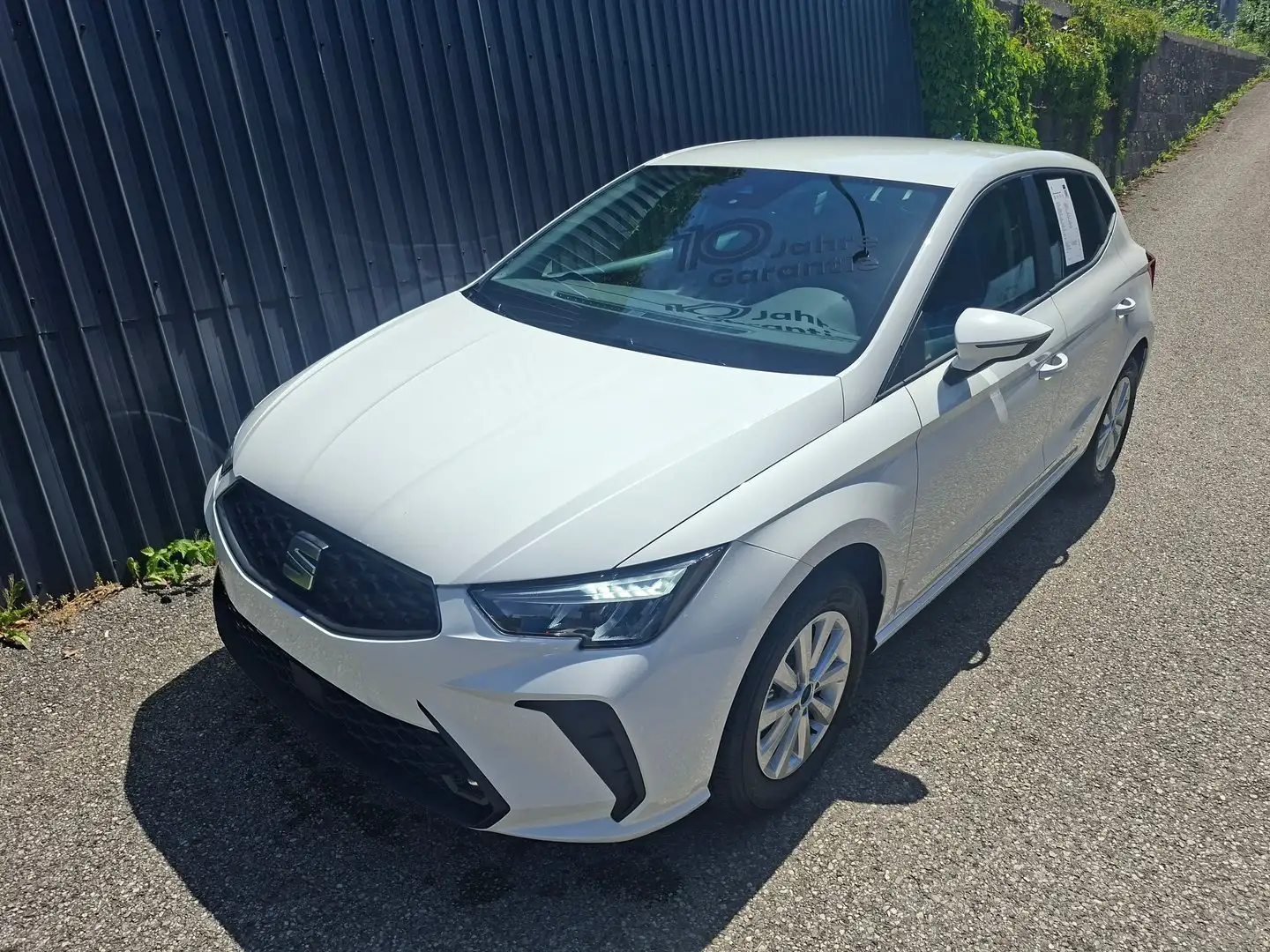 SEAT Ibiza Reference Edition 1.0 80PS Weiß - 1