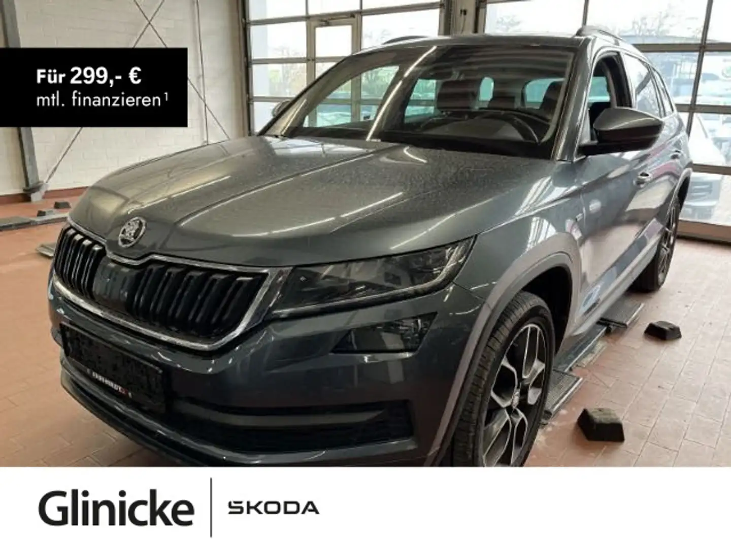 Skoda Kodiaq 2.0 TDI DSG Navi AHK RüKa Kessy Ambiente Grau - 1