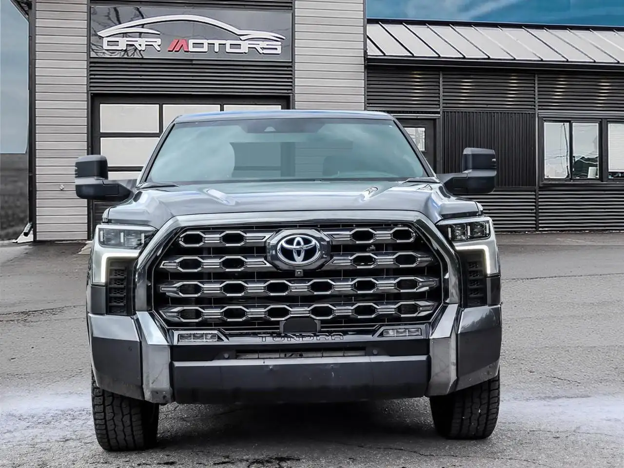 Toyota Tundra снимка Toyota Tundra