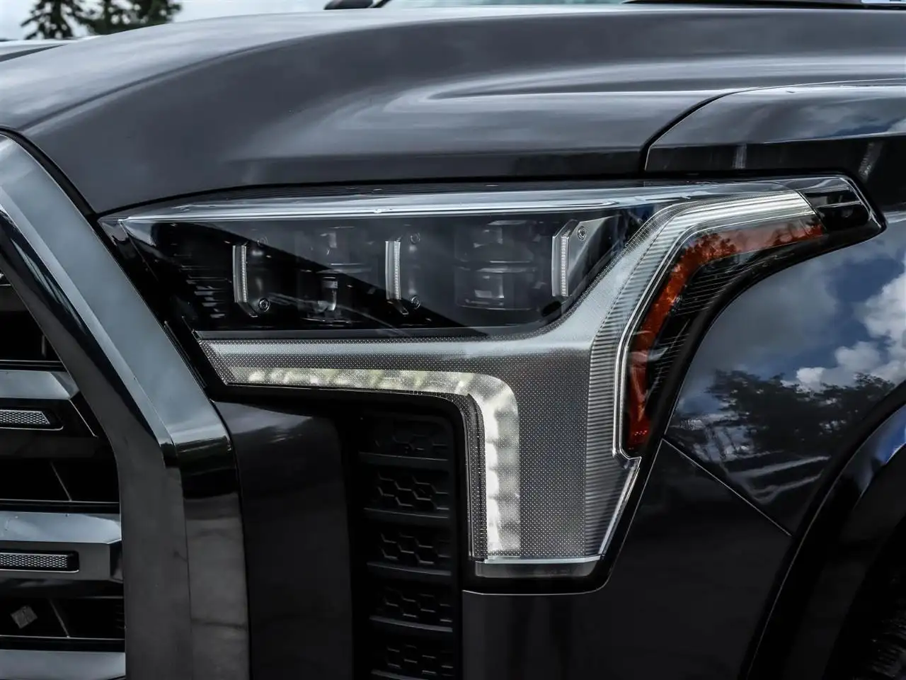 Toyota Tundra снимка Toyota Tundra
