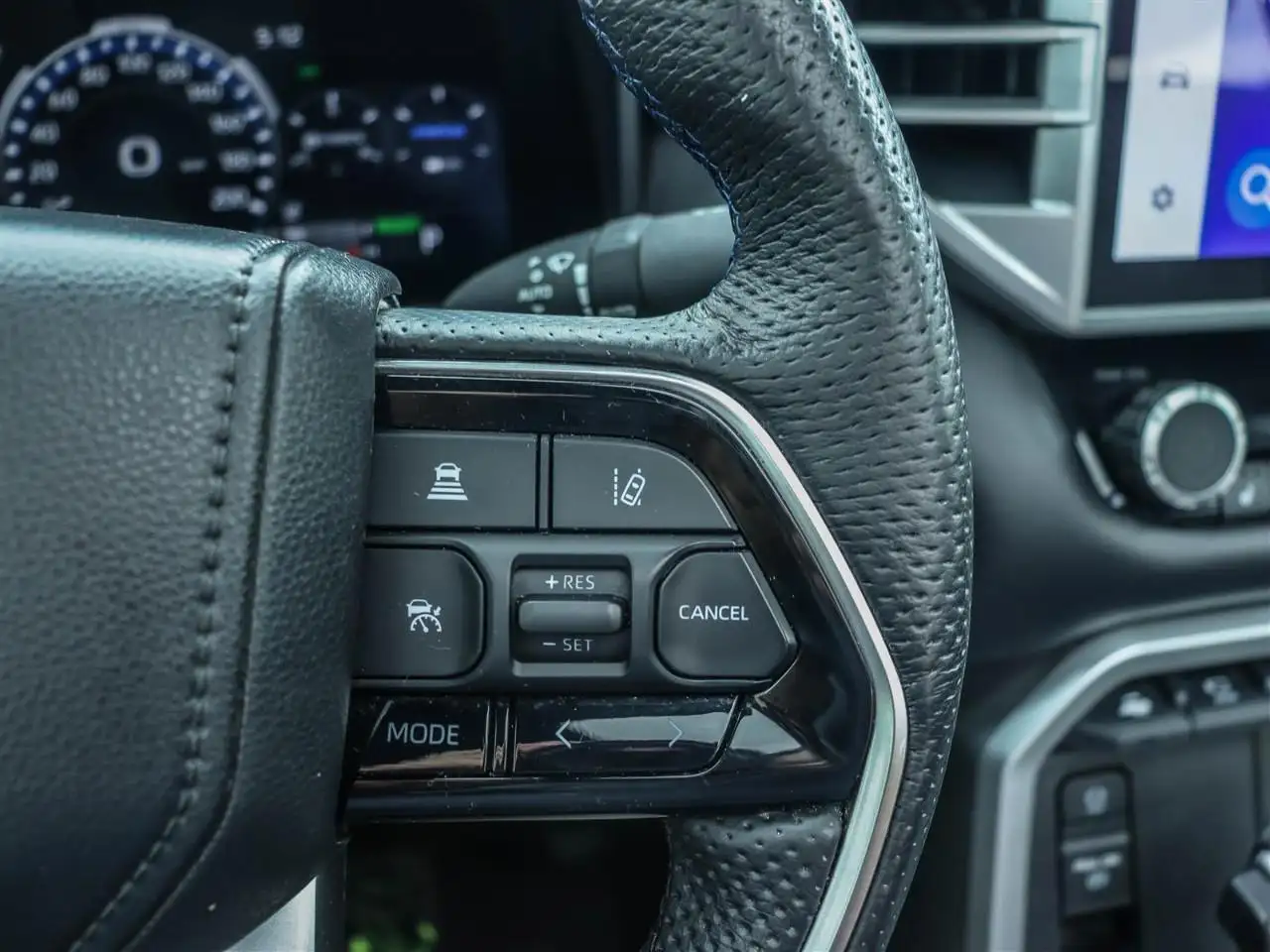 Toyota Tundra снимка Toyota Tundra