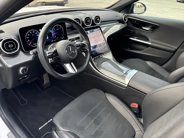 Mercedes-Benz C-Class view 12