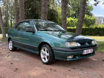 Cabriolet Karmann (1990) – 1.8 Essence Old Timer