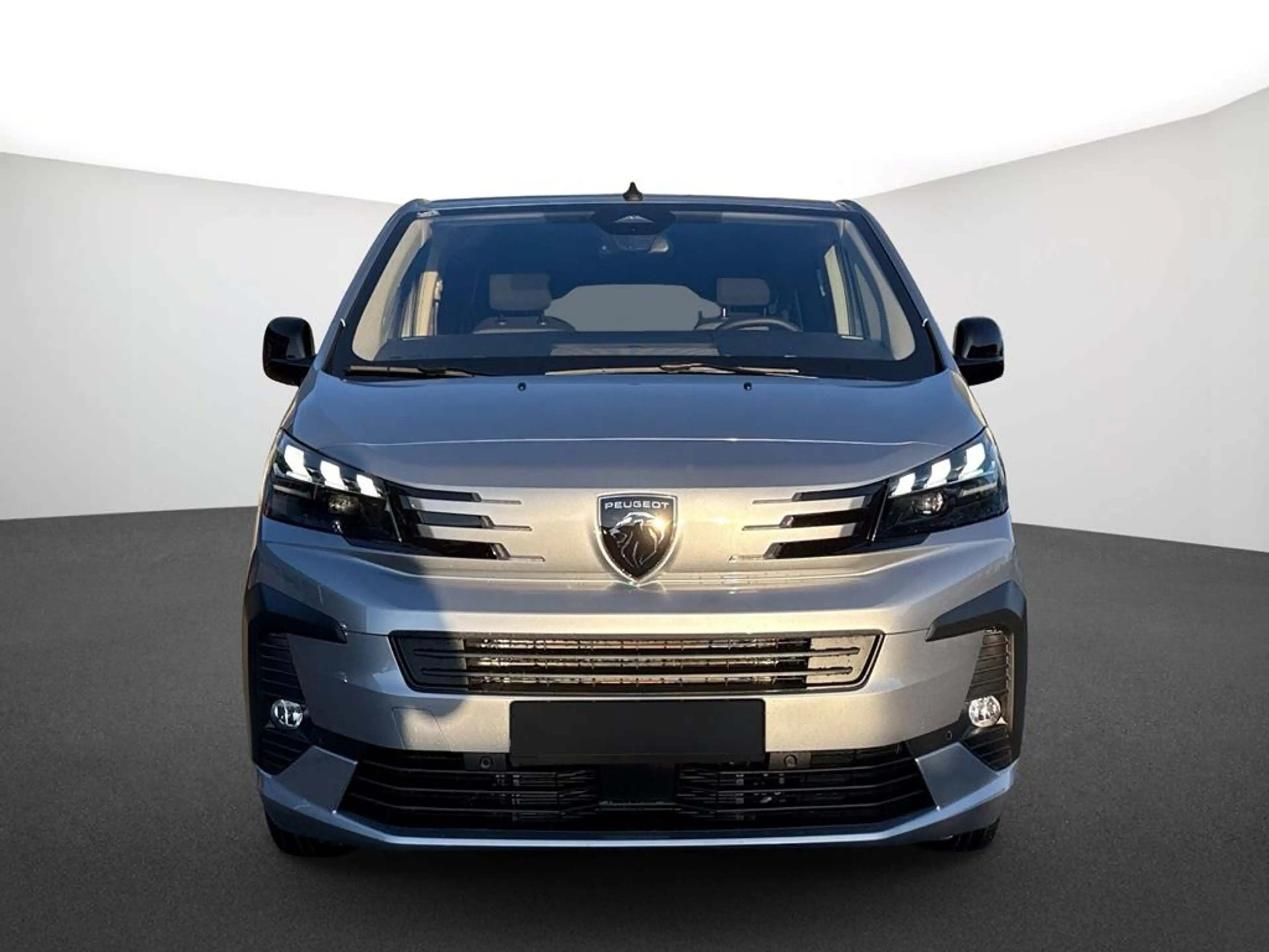 Peugeot Traveller Active L2 BlueHDi 180 EAT8 — photo 3