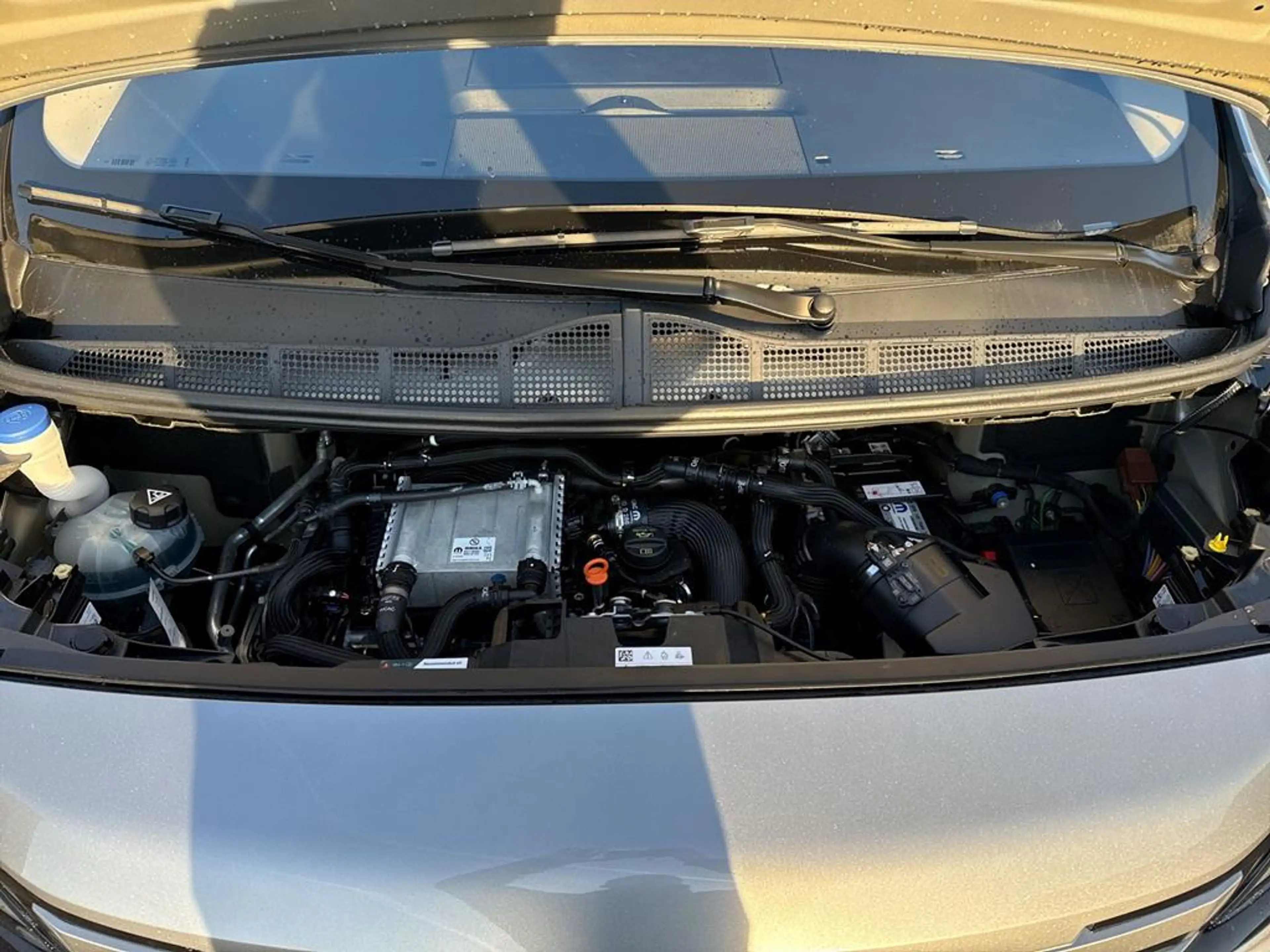 Peugeot Traveller Active L2 BlueHDi 180 EAT8 — photo 6