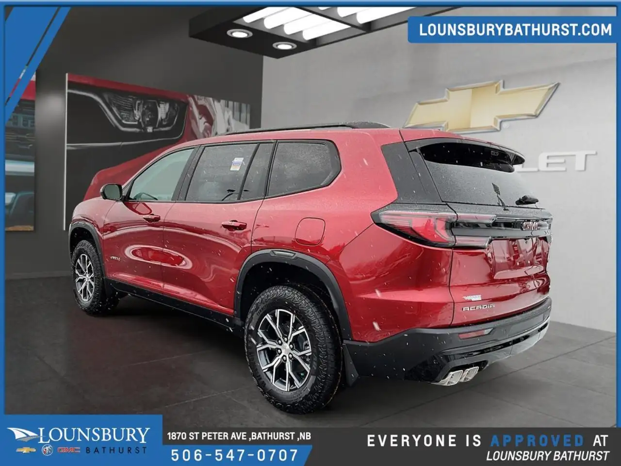 GMC Acadia снимка GMC Acadia