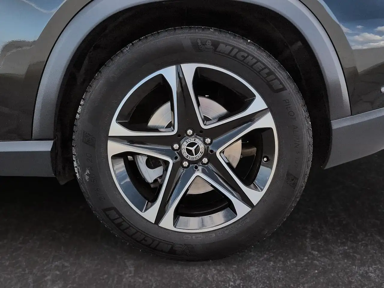Mercedes-Benz GLE снимка Mercedes-Benz GLE