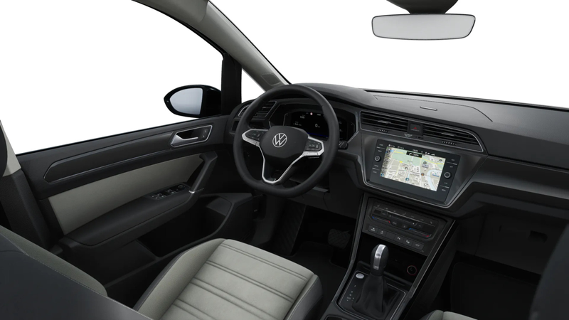 Volkswagen Touran 1.5TSI DSG R-Line Highline STHZG P-DACH 7 — photo 10