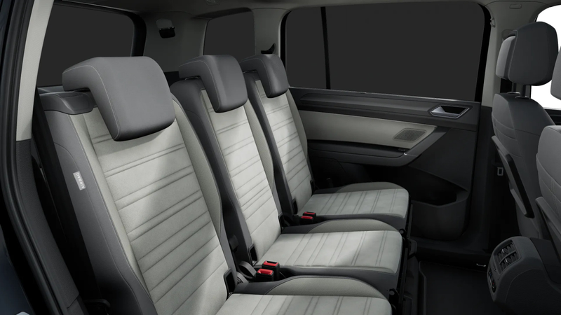 Volkswagen Touran 1.5TSI DSG R-Line Highline STHZG P-DACH 7 — photo 11