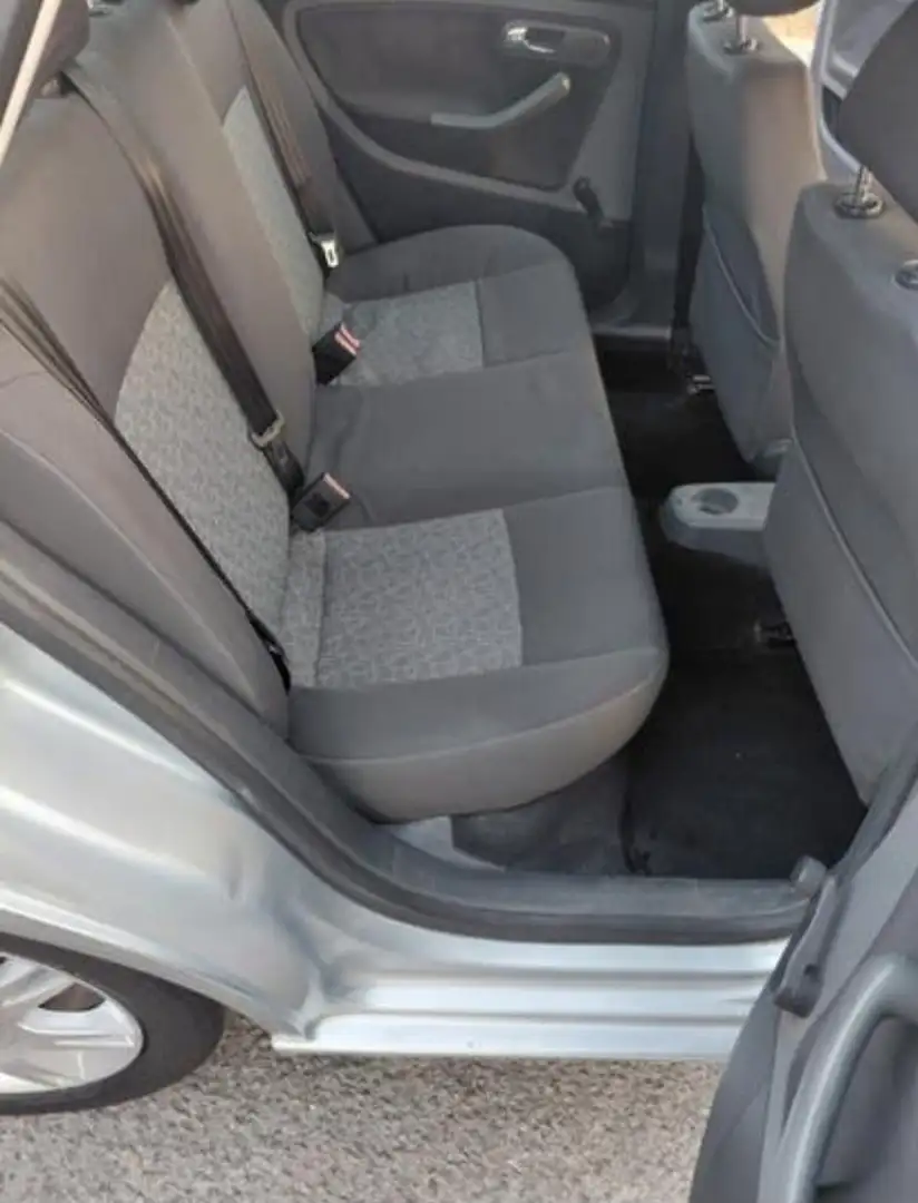 SEAT Cordoba Córdoba 1.9TDI Stylance - 2