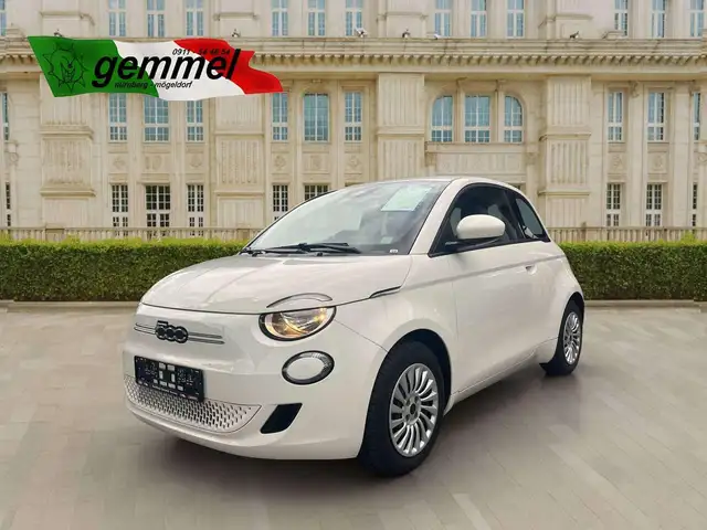 Fiat 500 ARKTIS WEIß/GROßER DISPLAY/CARPLAY/TEMPOMAT