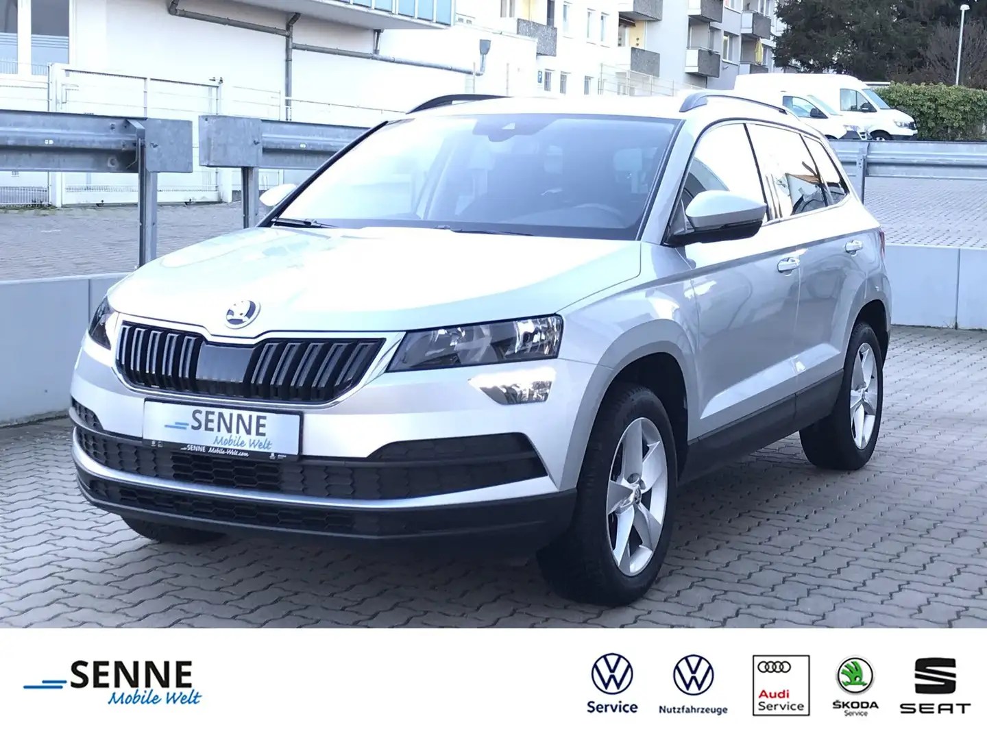 Skoda Karoq Karoq 1.0 TSI Ambition Navi, PDC, Sitzh. Klima/NSW Silber - 1