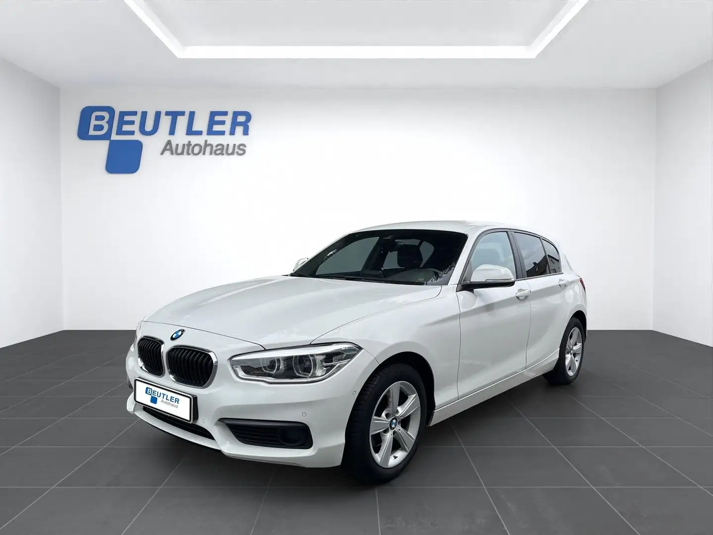BMW 118 iA 5-Türer Navi Leder PDC LED Komfortzugang Blanc - 1