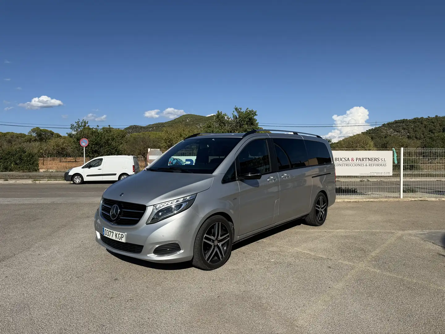Mercedes-Benz V 250 (BlueTEC) d lang 7G-TRONIC Avantgarde - 2