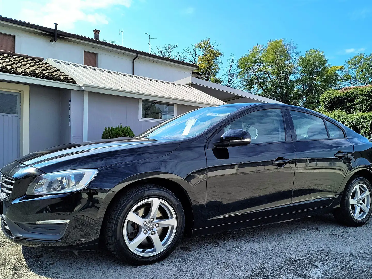 Volvo S60 2.0 D3 Automatico *Ok Neopatentati* Zwart - 1