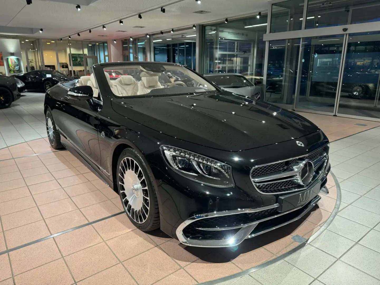 Mercedes-Benz S 650 Maybach Cabrio   1 of 300 Fekete - 1