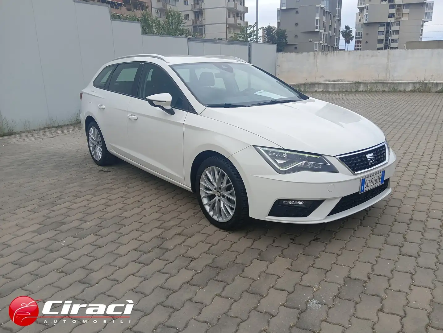 SEAT Leon 2.0 TDI 150 CV DSG ST Business Bianco - 1