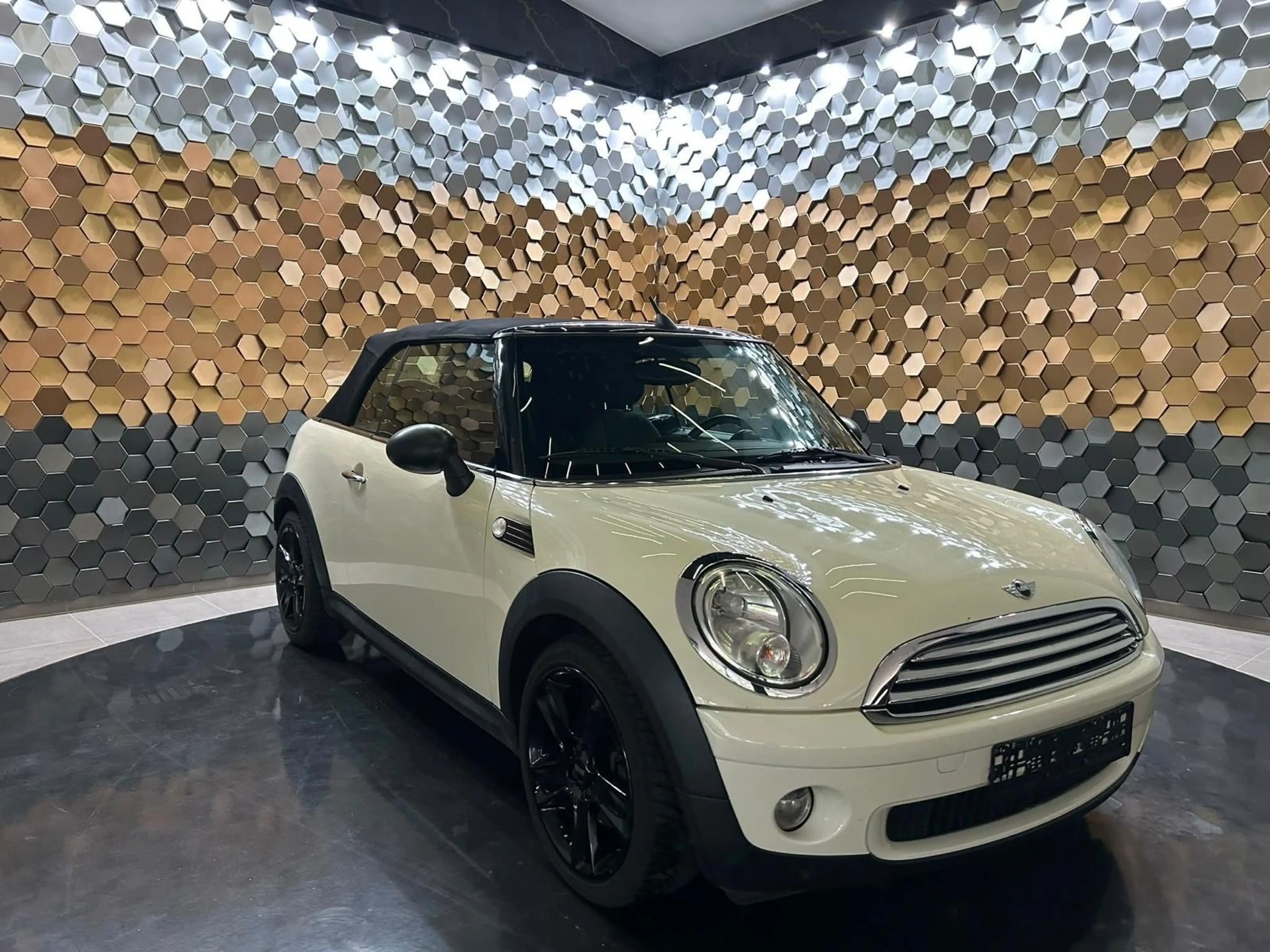MINI One Cabrio /PDC/Klima/Sitzheizung/ — photo 12