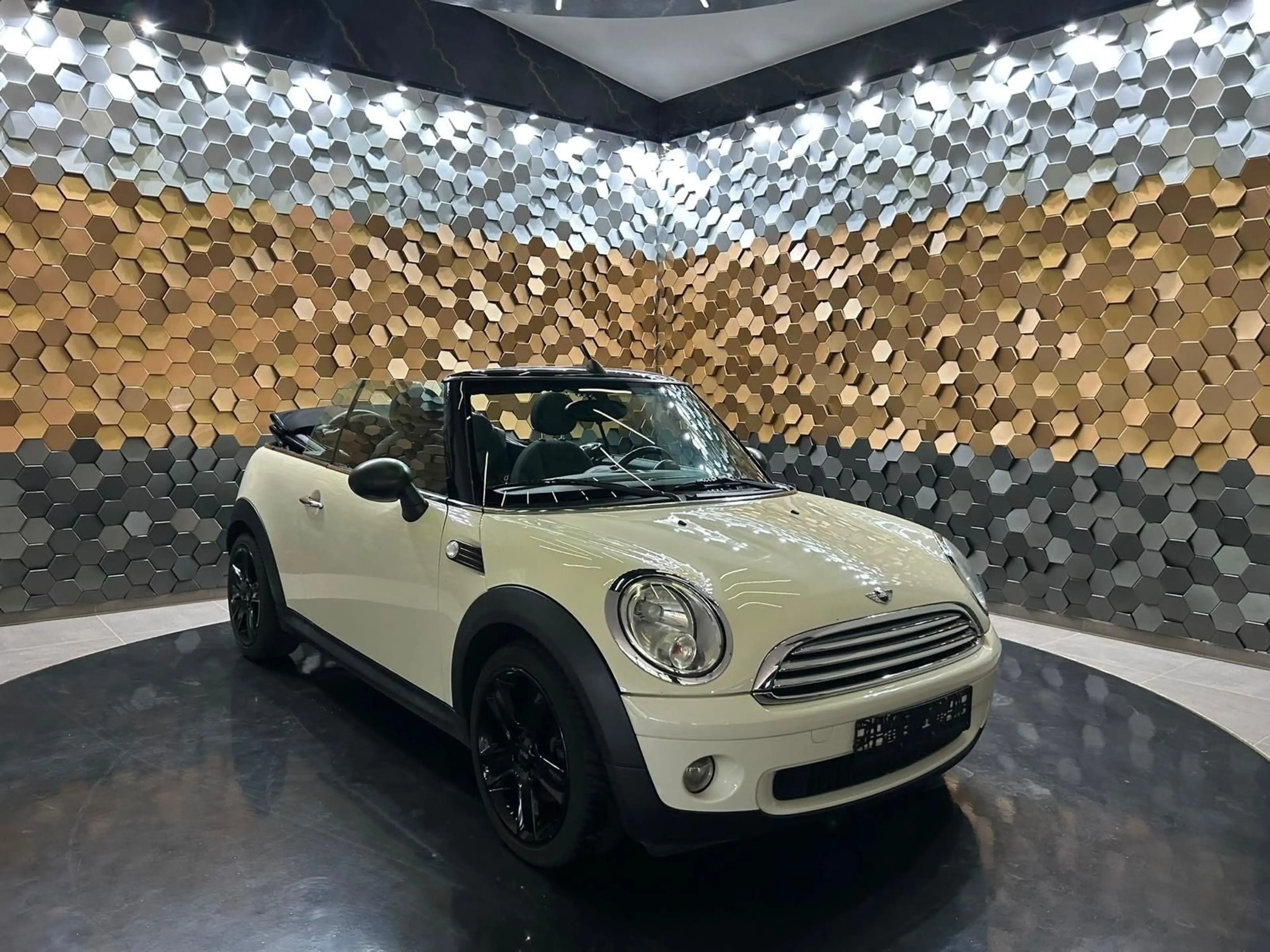 MINI One Cabrio /PDC/Klima/Sitzheizung/ — photo 7