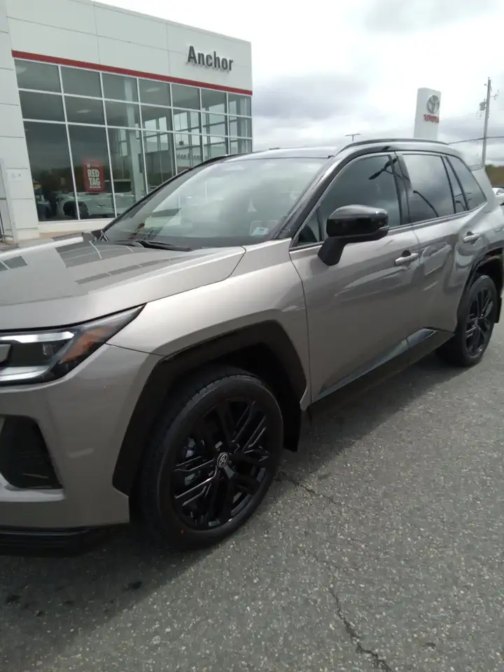 Toyota RAV 4 снимка Toyota RAV 4