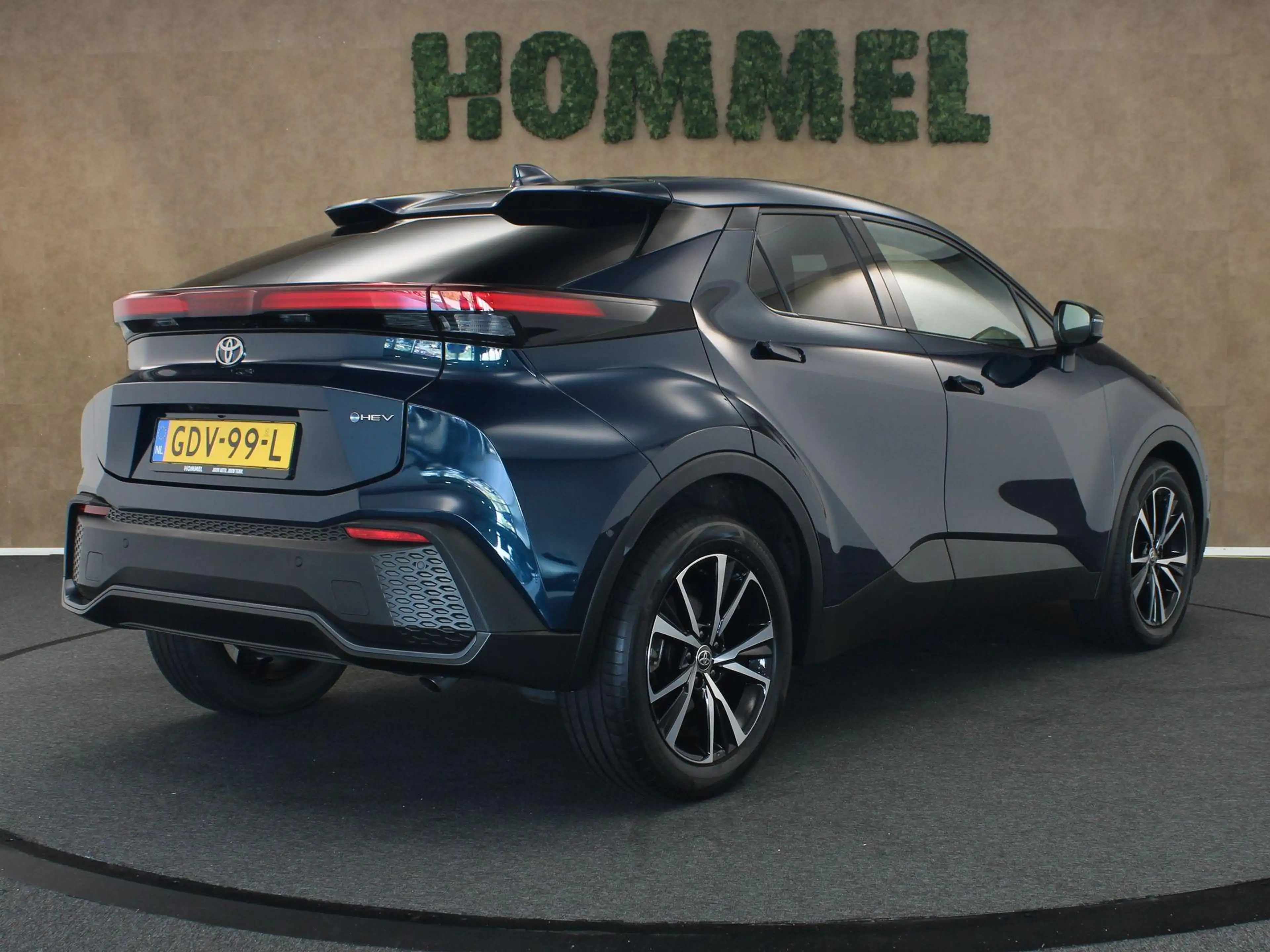 Toyota C-HR 1.8 Hybrid 140 First Edition - ORIGINEEL NEDERLAND — photo 7