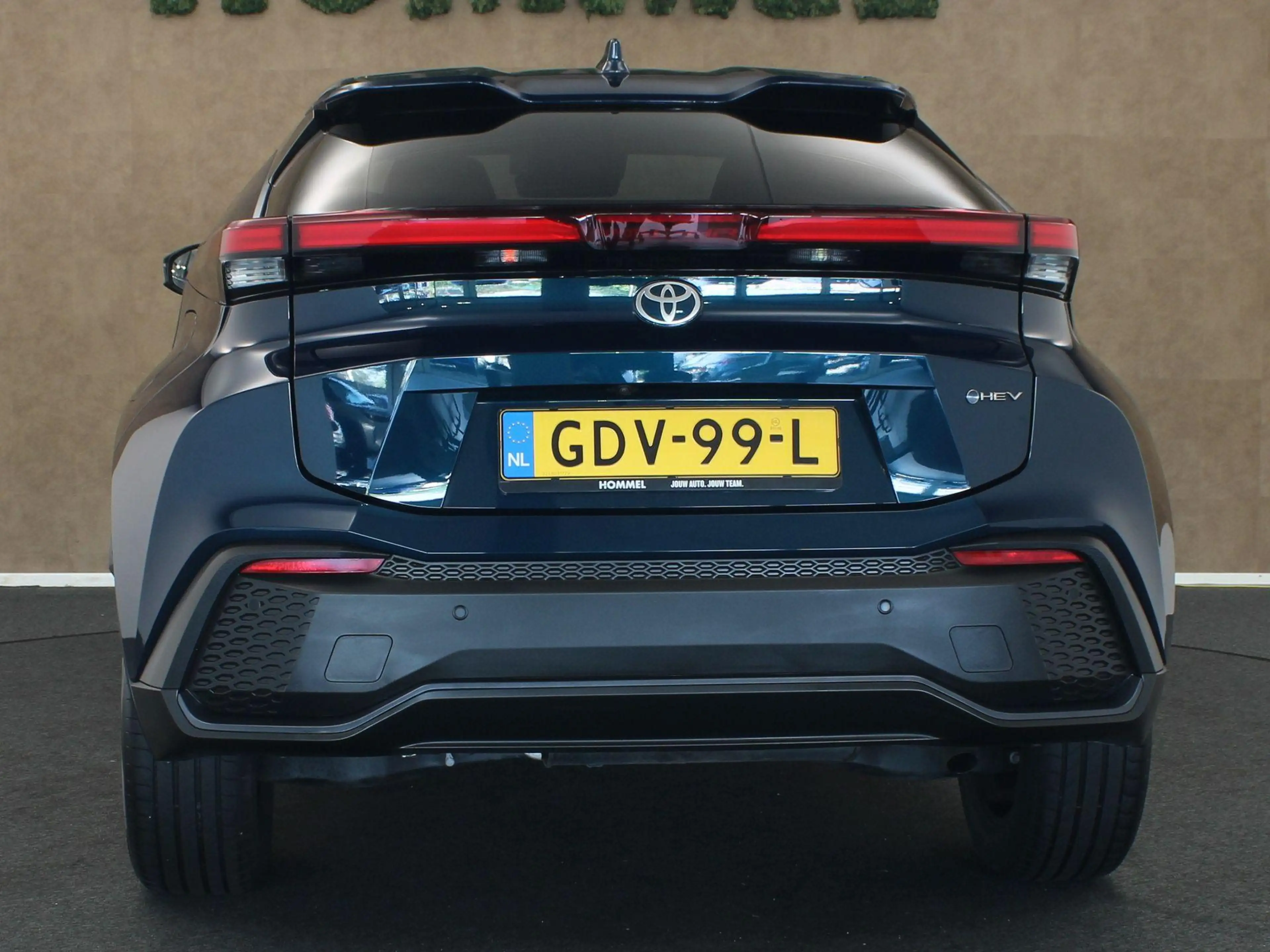 Toyota C-HR 1.8 Hybrid 140 First Edition - ORIGINEEL NEDERLAND — photo 12