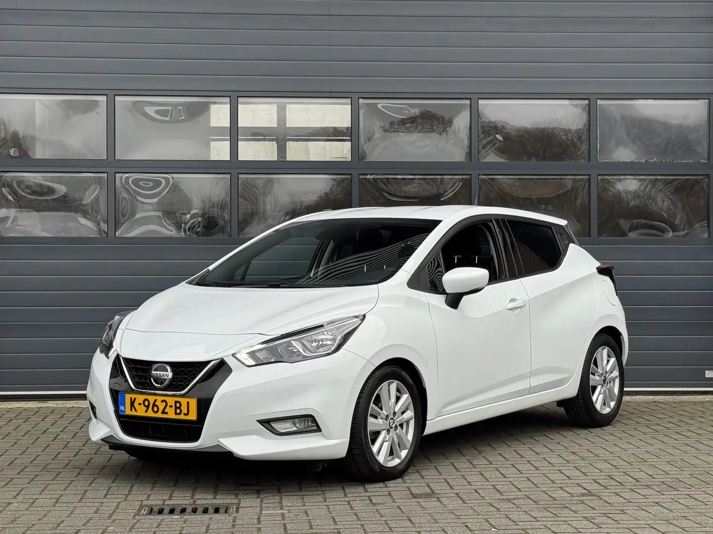 Nissan Micra 1.0 IG-T N-CONNECTA I AUTOMAAT I TREKHAAK I APPLE Wit - 1