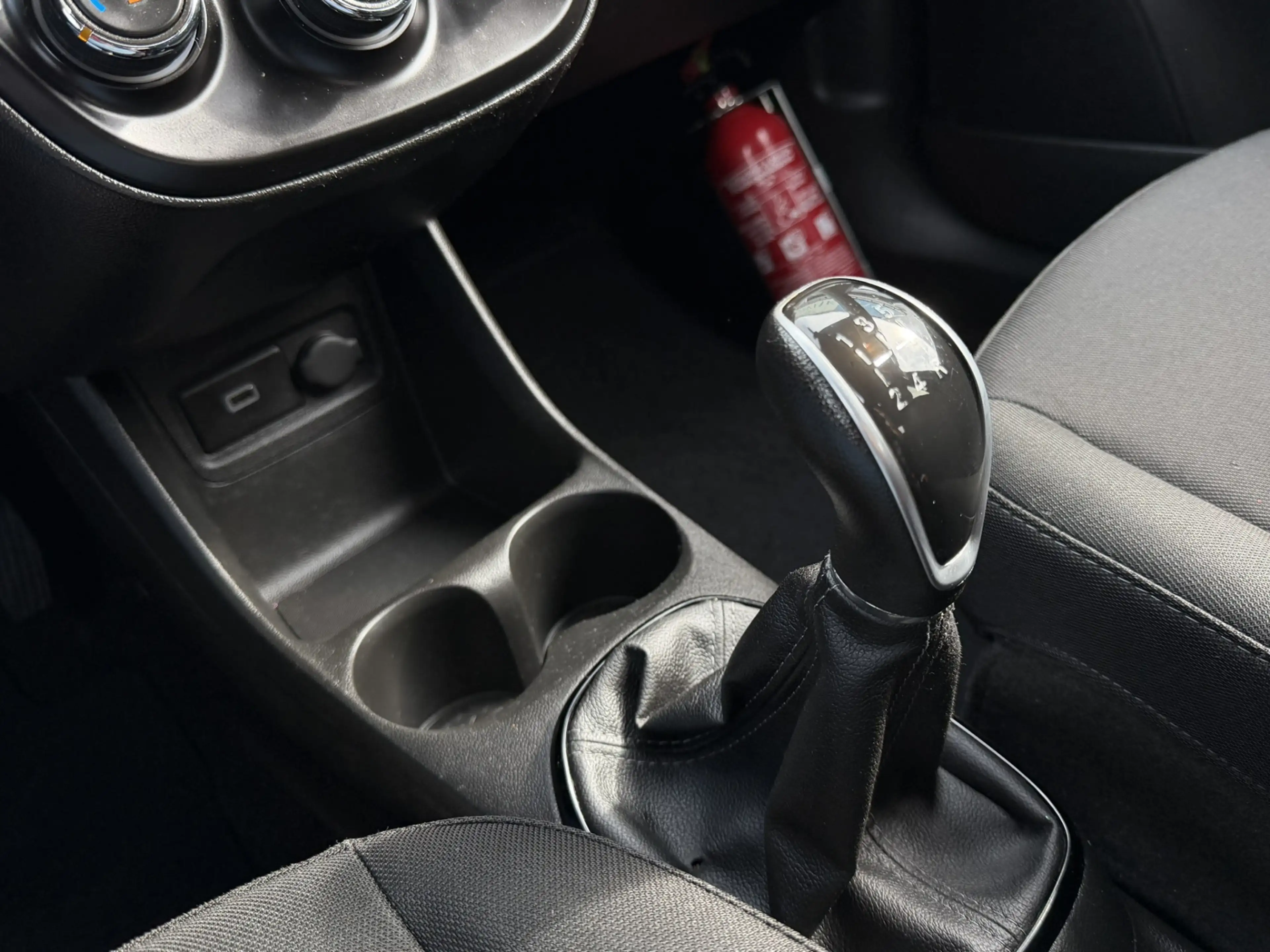Opel Karl 1.0 Rocks Online Edition Airco Navi CarPlay — photo 13