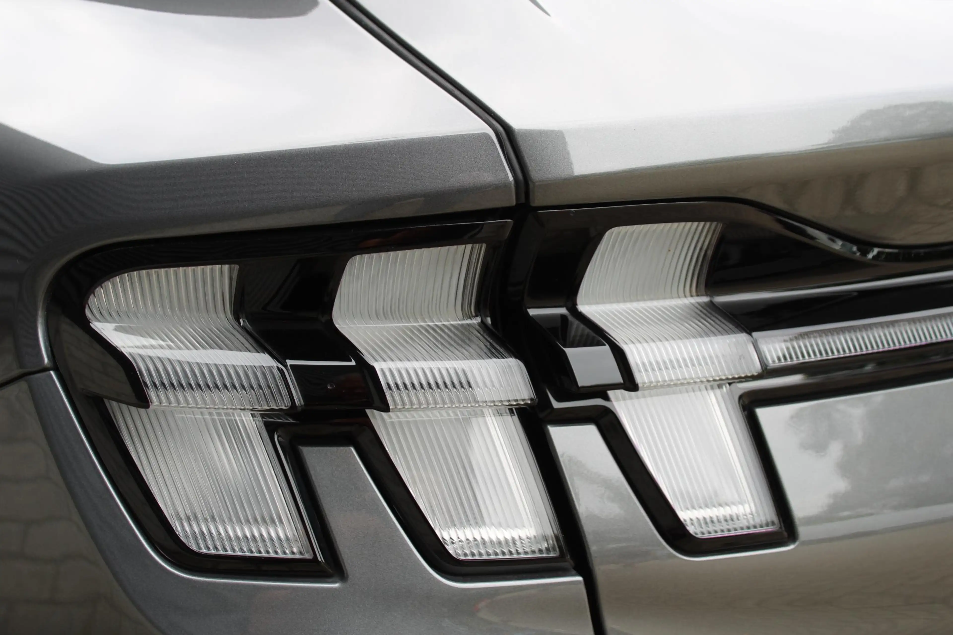 Ford Mustang Mach-E RWD 75 kWh — photo 10