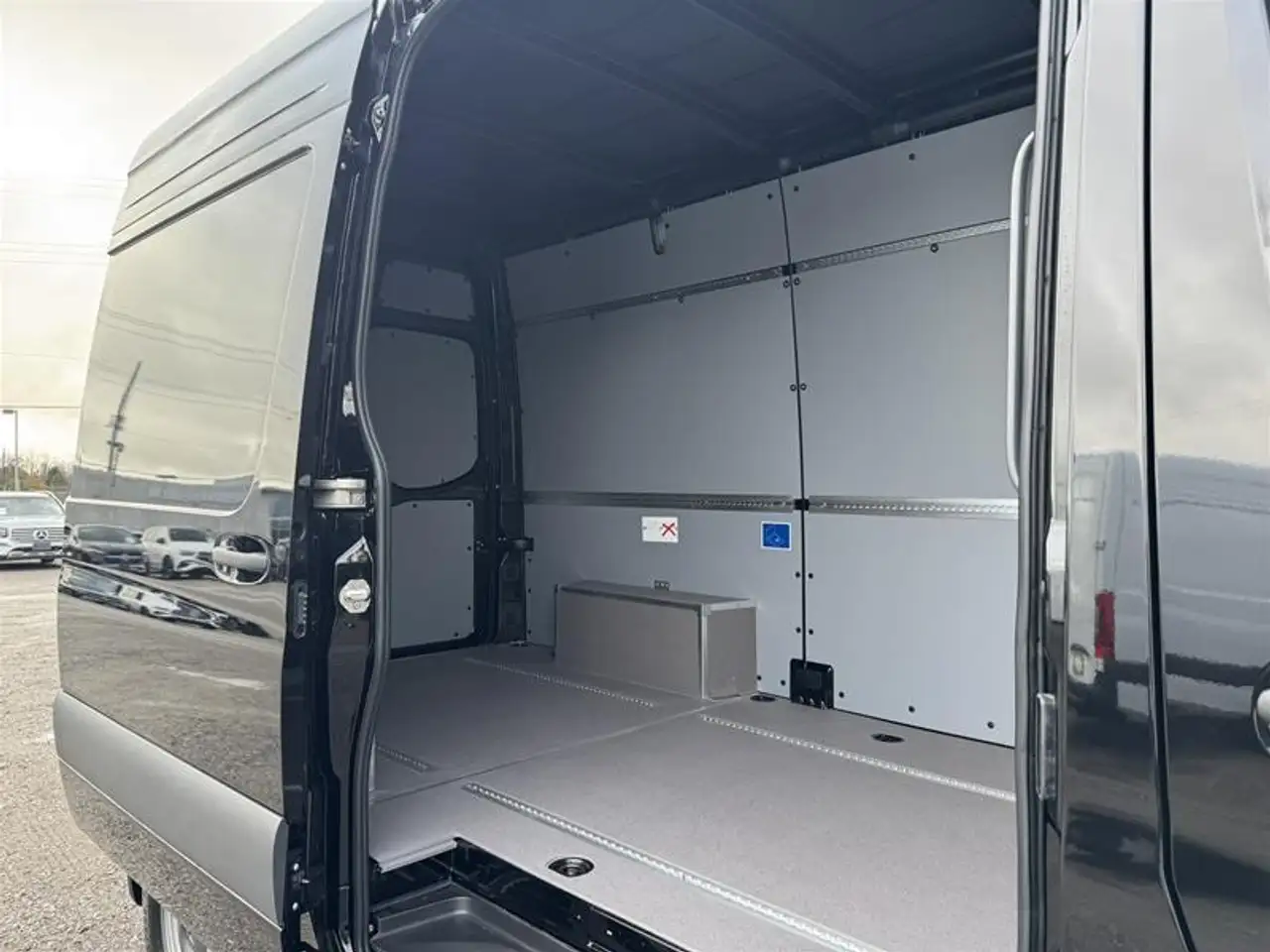 Mercedes-Benz Sprinter снимка Mercedes-Benz Sprinter