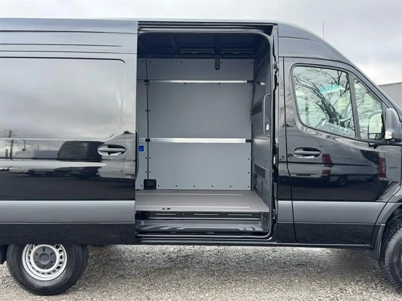 Mercedes-Benz Sprinter снимка Mercedes-Benz Sprinter