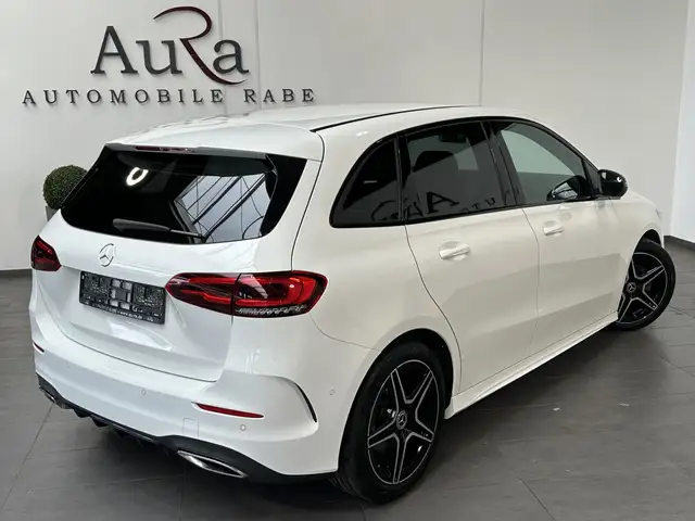 Mercedes-Benz B Class view 5