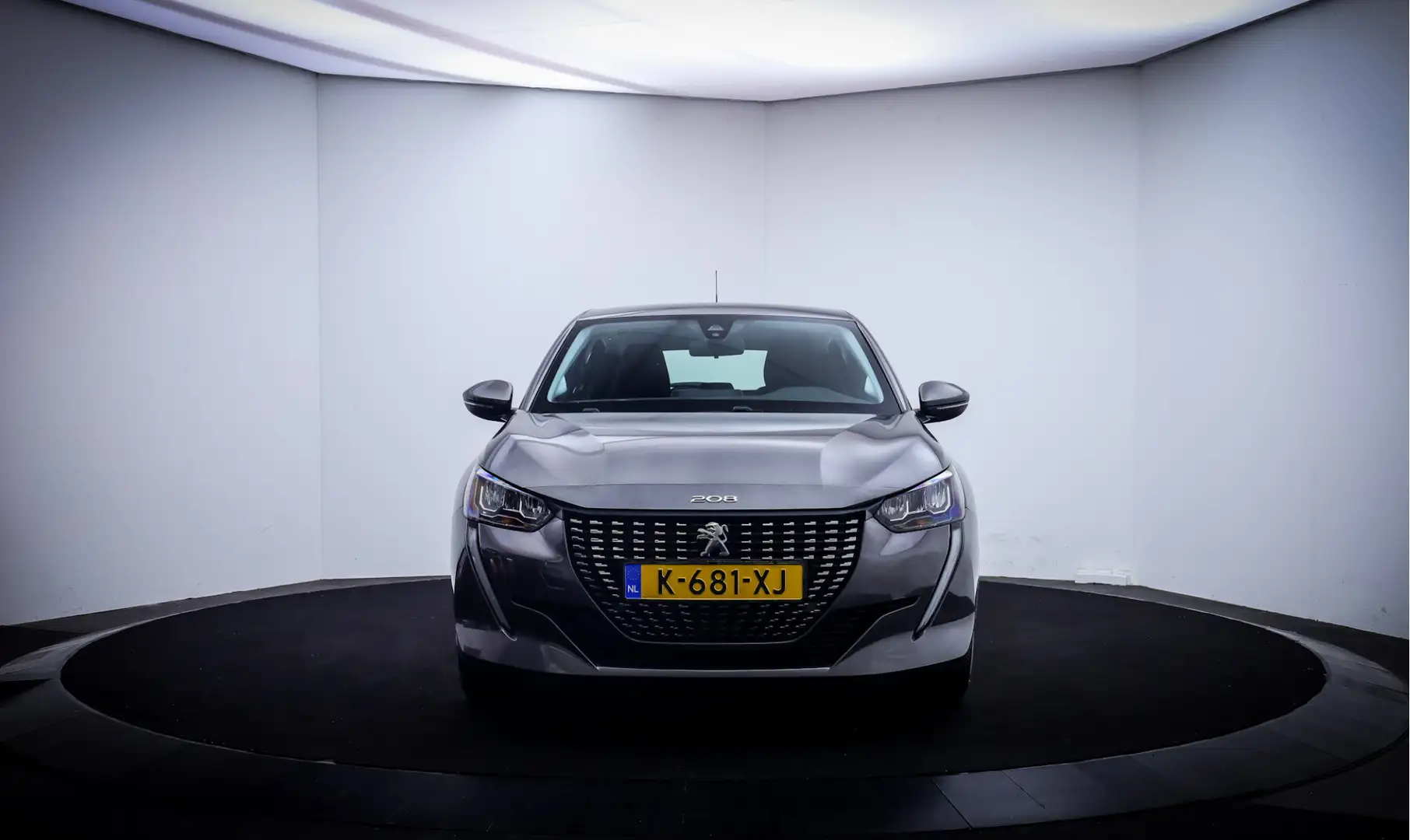Peugeot 208 1.2T PACK ACTIVE FULL LED | NAVI | CARPLAY | DAB | Grijs - 2