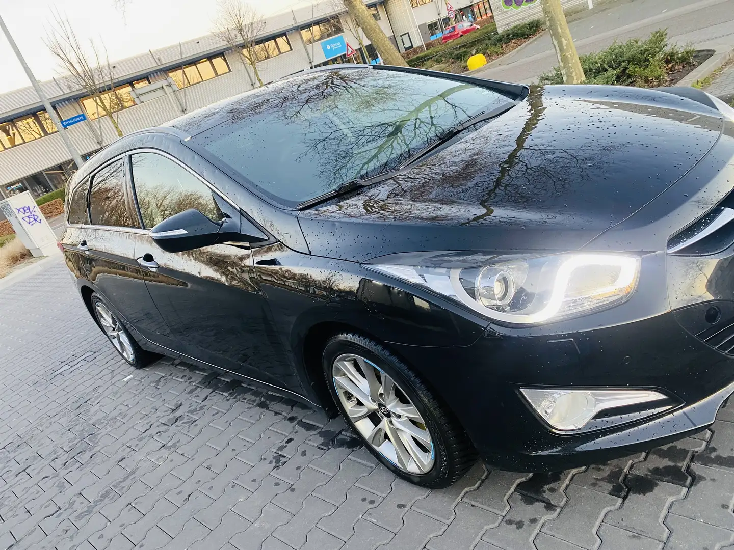 Hyundai i40 FIFA World Cup Edition Schwarz - 1
