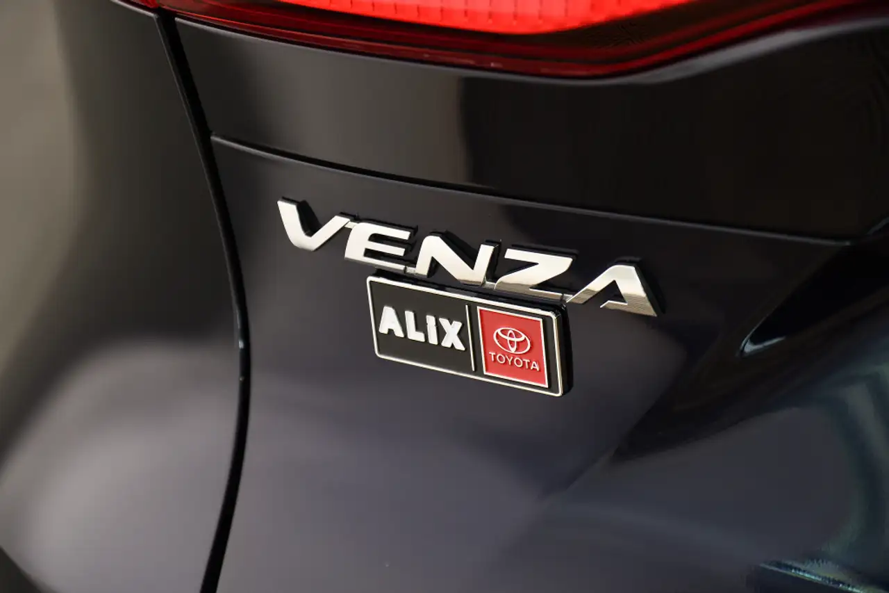 Toyota Venza снимка Toyota Venza